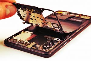 Huawei pregăteşte telefonul de „record”: ce memorie RAM ar avea