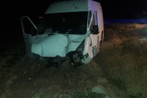 Judetul Constanta: Sofer ranit dupa ce autoutilitara pe care o conducea a ajuns in camp (galerie foto)