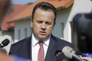 Liviu Pop: Sunt necesare politici convergente pentru cresterea calitatii invatamantului din zona rurala