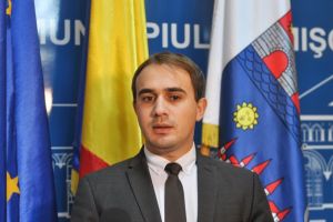 Robert Kristof, acuzat de abuz in serviciu. Are legatura cu festivalurile autorizate de el