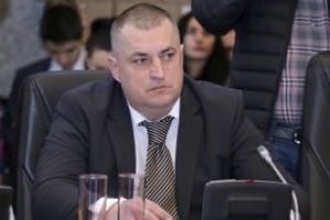 Consilierul Florin Cret, limbaj grobian: “A mancat-o ‘n c… pe jurnalista aia”