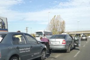 ACUM! Accident la Podul Viilor