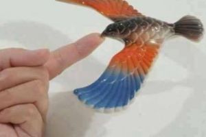 Anii 1990 şi obiectele care au marcat generaţii. Galeria foto care reactivează melancolia