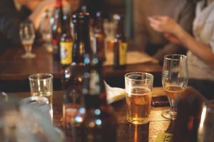 ISU: 57 de spaţii publice fără autorizaţie de securitate la incendiu, 8 obiective şi-au suspendat activitatea