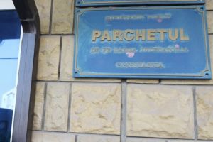 Procurorii din cadrul Parchetului de pe langa Judecatoria Constanta solicita Ministrului Justitiei incetarea procedurilor privind revocarea din functie a procurorului general 