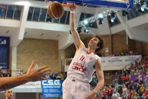 Uros Lucic se desparte din nou de CSM CSU Oradea. De data aceasta pentru Steaua!