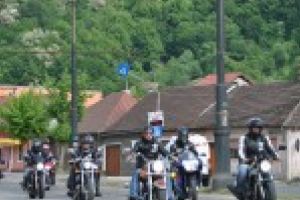 Sezonul moto se încheie cu paradă pe străzile Reşiţei