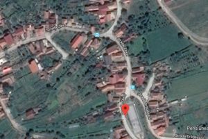 Primăria Alba Iulia: Cetăţenii care locuiesc în apropierea traseului canalului colector HC 762 – Miceşti rugaţi să-şi retragă împrejmuirile la limita domeniului public şi să dezafecteze anexele