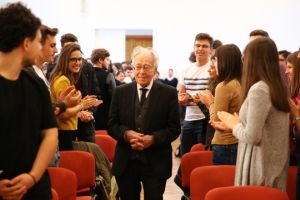 Mihai Sora, in dialog cu elevii la Colegiul „Loga” din Timisoara: E important sa ne urmam calea