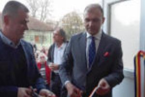 Ruga de la Jupa, deschisă prin tăierea unei panglici de 120.000 de lei! [FOTO]