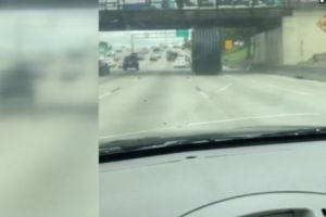 SCENE de GROAZĂ pe autostradă. Zeci de ȘOFERI în pericol de MOARTE. Video