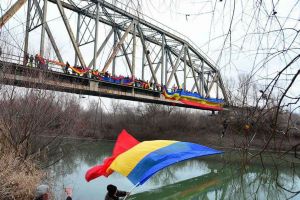 Vrei unirea cu Basarabia? Semnează online şi implică-te pentru a aduce Basarabia acasă!