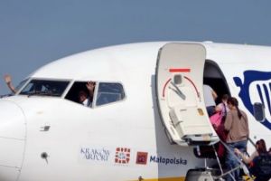 Curse noi, cu avionul, de la Timişoara la Bucureşti