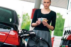 Locul unde se vinde cea mai ieftină benzină şi motorină din România. E mereu pustiu. Nimeni nu ştie de el
