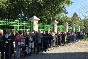 Bucuresti. A treia zi de pelerinaj la moastele Sf. Dimitrie cel Nou. Peste 40 de persoane au avut nevoie de ingrijiri medicale  