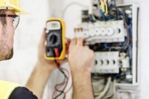 Societate din Târgu-Mureş angajează electricieni!