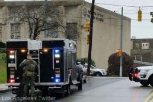 SUA: Cel putin patru morti intr-un schimb de focuri in apropierea unei sinagogi din Pittsburgh