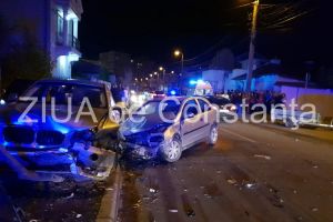 Imagini de la eveniment: Carambol pe strada Portitei din Constanta. Doua masini, facute praf. Un ATV implicat (galerie foto+video)      