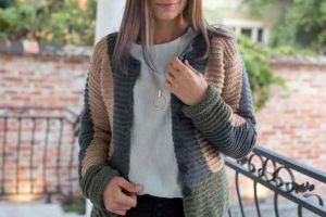 FOTO. Afacere 100% românească, la Alba Iulia: Piese vestimentare lucrate artizanal din lână şi in, dar cu note contemporane