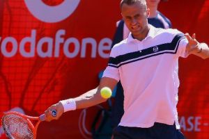 VICTORIE URIAȘĂ pentru Marius Copil. Românul s-a CALIFICAT în finala turneului de la Basel şi va lupta cu Roger Federer