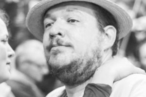 Scriitor şi traducător controversat, expulzat din România timp de cinci ani