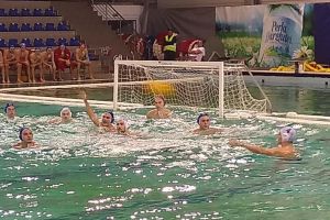 Poloiştii de la CSM Oradea s-au impus fără probleme, în faţa celor de la Dinamo