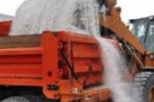 12.000 de tone de sare pe drumurile naţionale din Caraş-Severin!