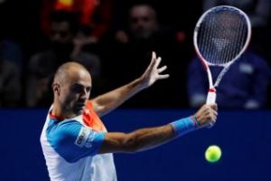 Marius Copil a pierdut finala de la Basel, în faţa lui Roger Federer. Românul a acuzat dureri la picior