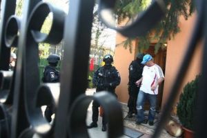 AZI – Mascaţii au descins la Bradu!