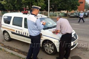 Zeci de amenzi în trafic. Cum a fost prins un bărbat din Moviliţa