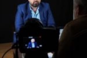 Instigare la intimidarea magistraţilor?! Câteva luni de închisoare cu suspendare pentru hărţuirea procurorului Bucurică!