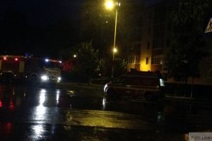 O oală uitată pe foc i-a pus pe drumuri pe pompierii braşoveni