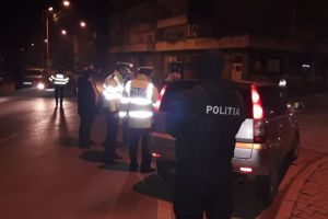 Acţiune a Poliţiei Rutiere pentru depistarea şoferilor băuţi (FOTO)