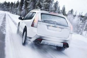 Cât costă pregătirea maşinii pentru sezonul rece? SFATURI UTILE - economisire eficientă