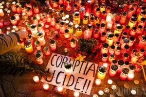 Orădenii, invitaţi să-şi amintească tragedia de la Colectiv: Comemorare cu flori şi lumânări în Parcul 1 Decembrie