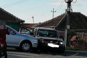 FOTO. Accident rutier pe bulevardul Lucian Blaga