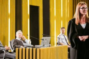 Veniţi la „Teroare“, la Sala Mare, şi decideţi soarta personajului principal