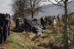 FOTO/ VIDEO/ Accident MORTAL pe DN7: Un bărbat de 52 de ani, din Alba şi-a pierdut viaţa – Autoturismul pe care îl conducea a fost izbit de un TIR condus cu vitezăî excesivă