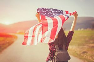 Minora din sistemul de protecţie, dusă ilegal anul trecut în Statele Unite, va putea pleca la studii peste Ocean