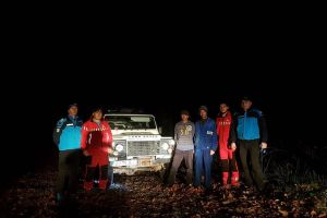 Novăceni rătăciţi în munţi, recuperaţi de jandarmi şi salvamontişti