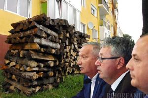 Ard gazul de pomană! Deşi avem resurse, conducerea Consiliului Judeţean Bihor nu a făcut nimic pentru extinderea reţelelor de gaz!