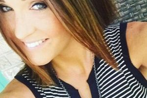 O profesoară de 26 de ani şi-a sedus un elev trimiţându-i poze sexy. Cum arată tânăra (FOTO)