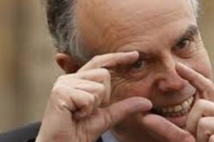 Cărţi din biblioteca lui François Mitterrand vor fi scoase la licitaţie