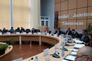 Consilierii judeţeni se întrunesc în şedinţă ordinară/ Pe ordinea de zi, alocarea sumelor pentru echilibrarea bugetelor locale