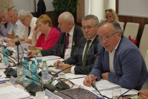 Cuşnir i-a promis lui Flutur „linişte centenară” până la 1 ianuarie, Flutur a declinat ...