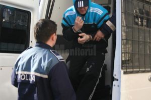 Eliberat condiţionat pentru tentativă de omor, din nou după gratii după ce a făcut un ...