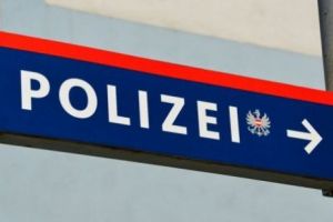 ROMÂNI vânaţi în AUSTRIA. O persoană a fost GRAV RĂNITĂ