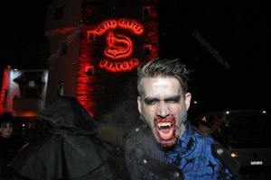 Contele Dracula, gata să îşi primească oaspeţii. Halloween Party la Castel