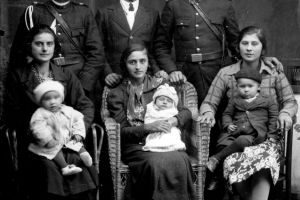 ACSINTE.100, expozitia itineranta de fotografie, ajunge pentru trei zile la Muzeul de Arta Constanta