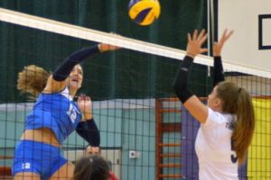 Fără set pierdut la volei